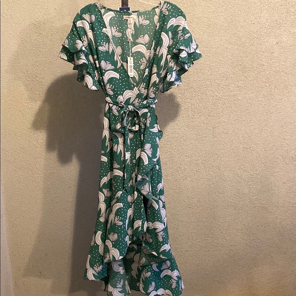 Max Studio Green and White Wrap Sundress with Flutter Sleeves